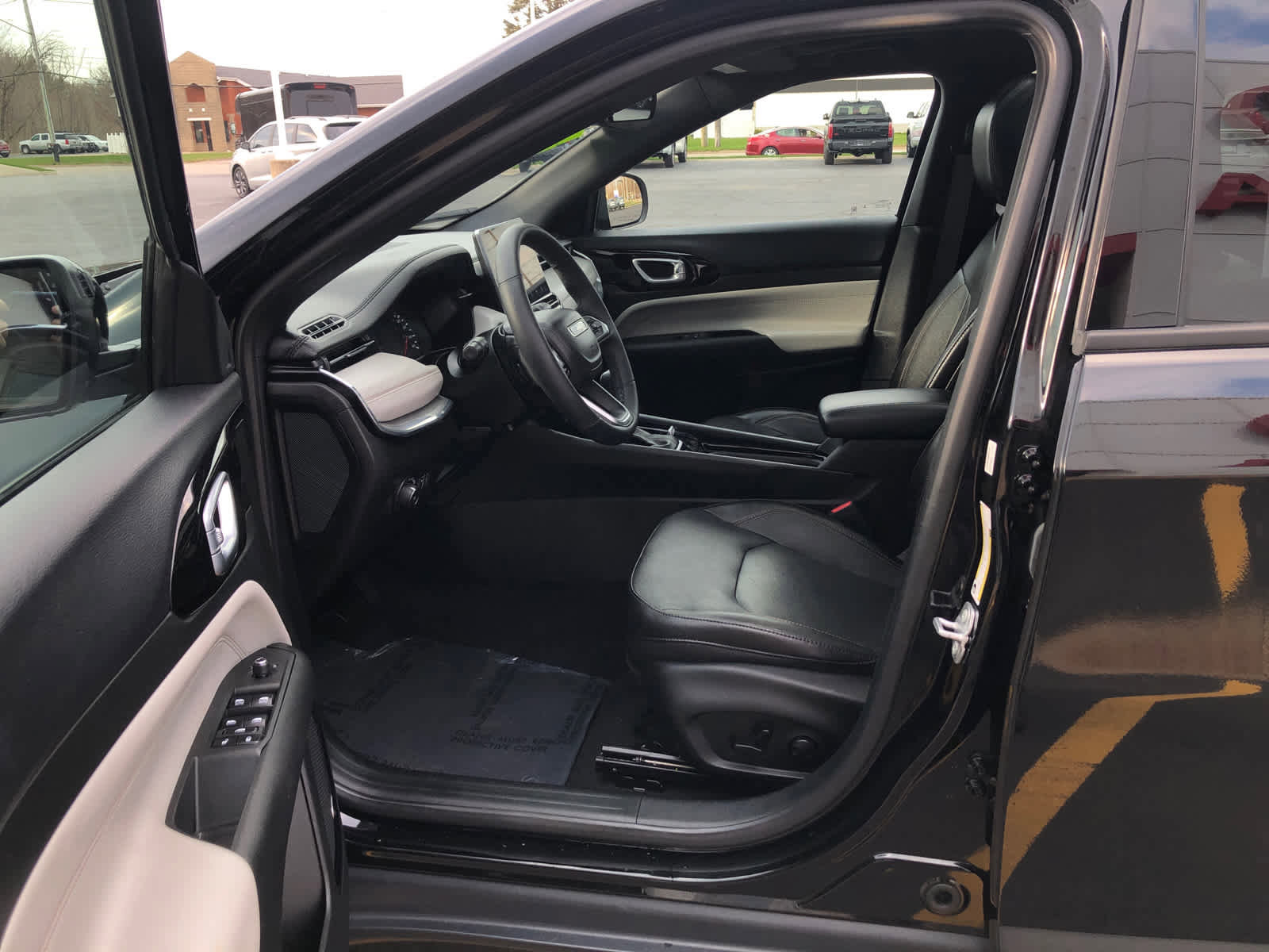 Used 2023 Jeep Compass Limited w/ Sun and Sound Group image 7