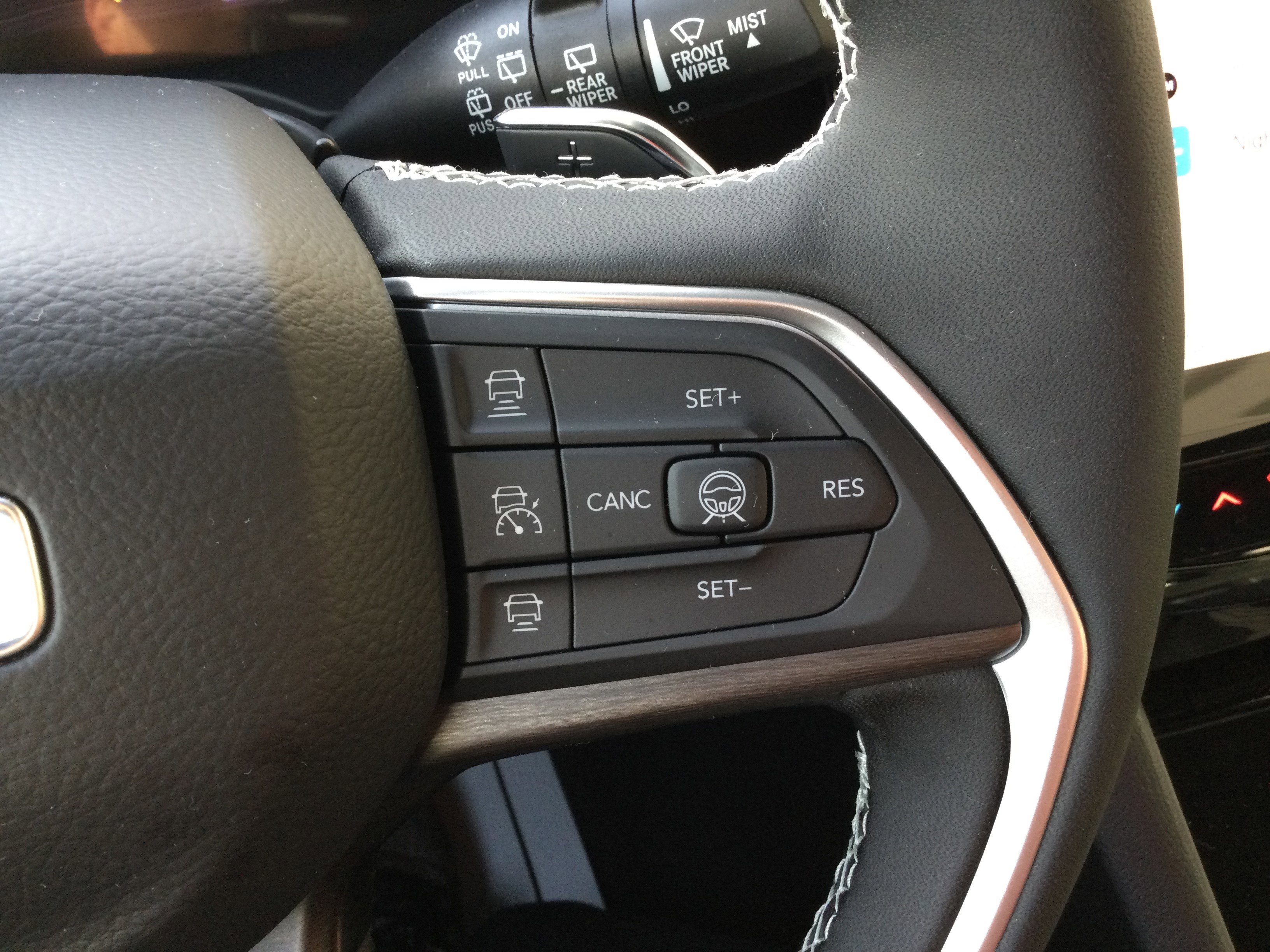 New 2026 Jeep Grand Cherokee Limited image 15