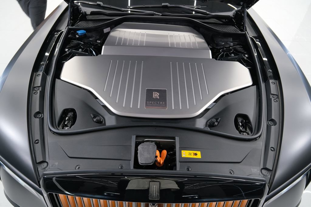Used 2026 Rolls-Royce Spectre image 57