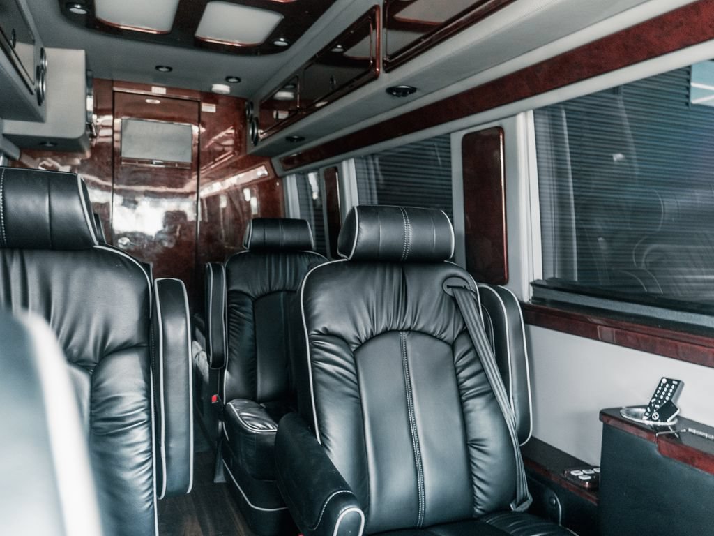 Used 2018 Mercedes-Benz Sprinter 3500 image 26