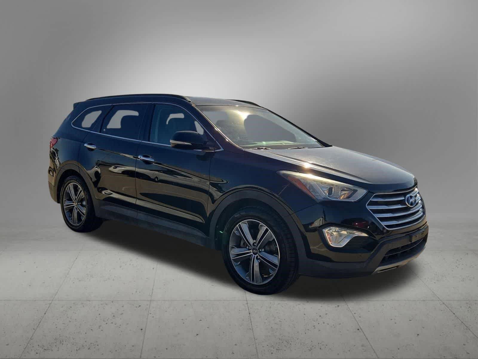 Used 2015 Hyundai Santa Fe GLS w/ Option Group 02 FWD image 8