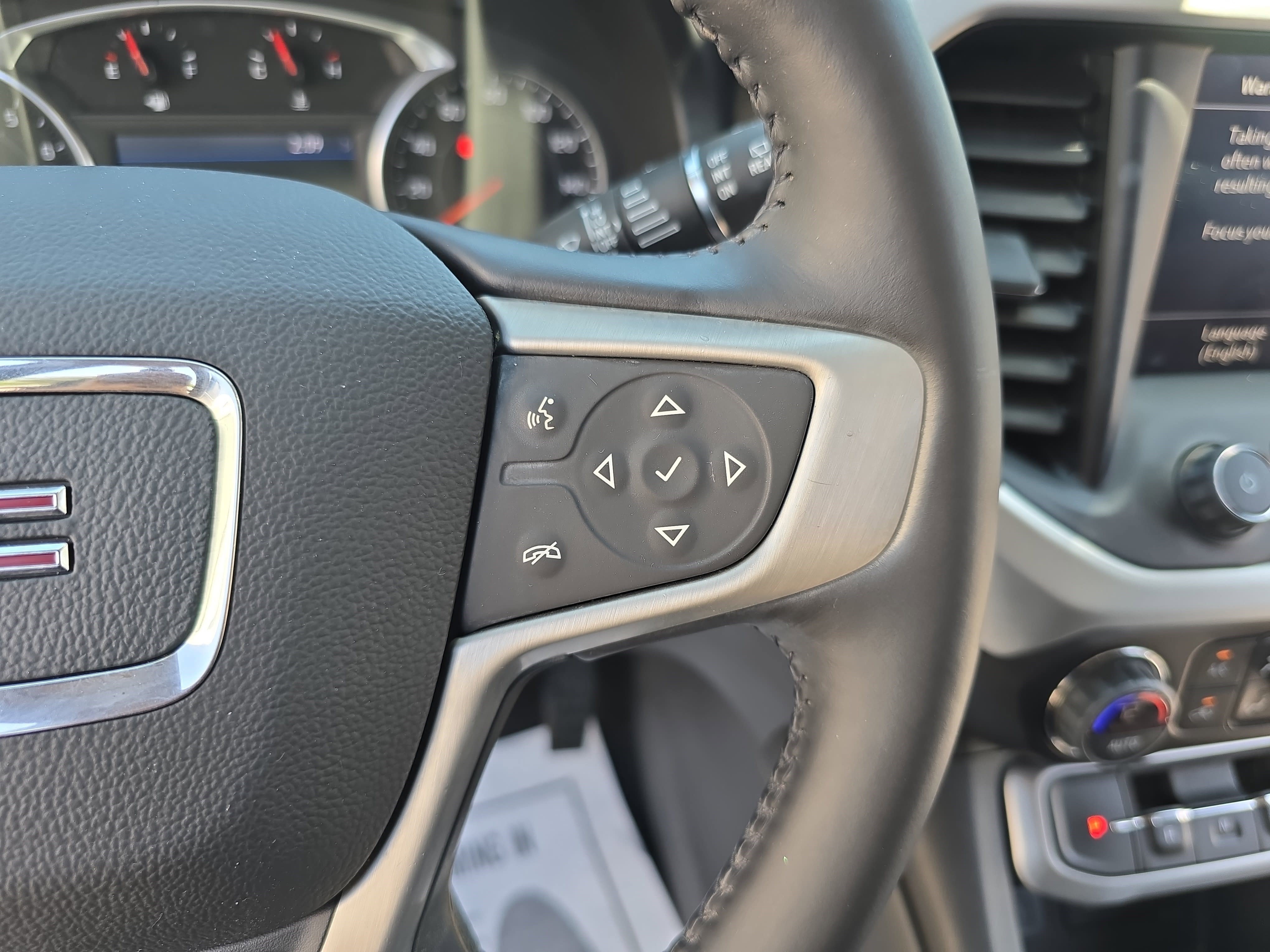 Used 2021 GMC Acadia SLT w/ Preferred Package FWD image 20