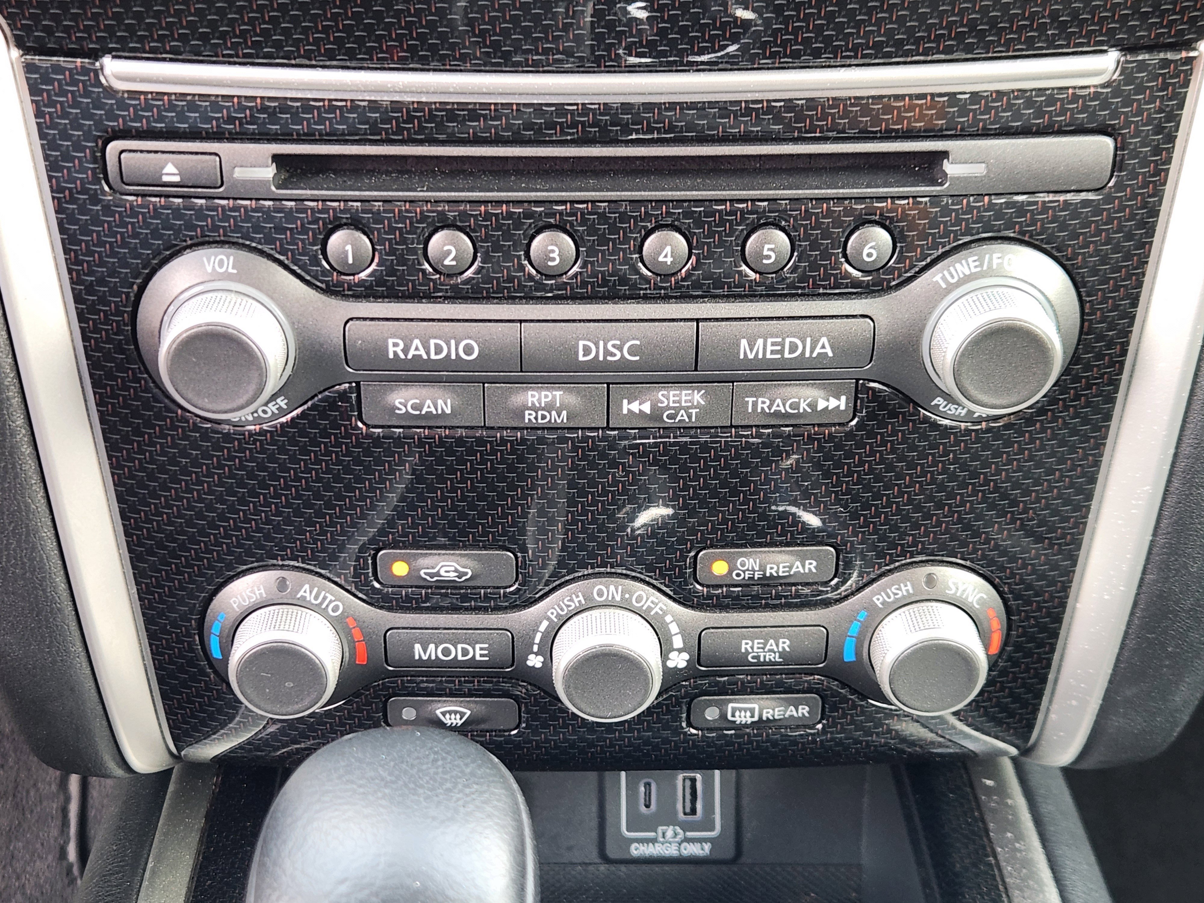 Used 2020 Nissan Pathfinder SL image 24