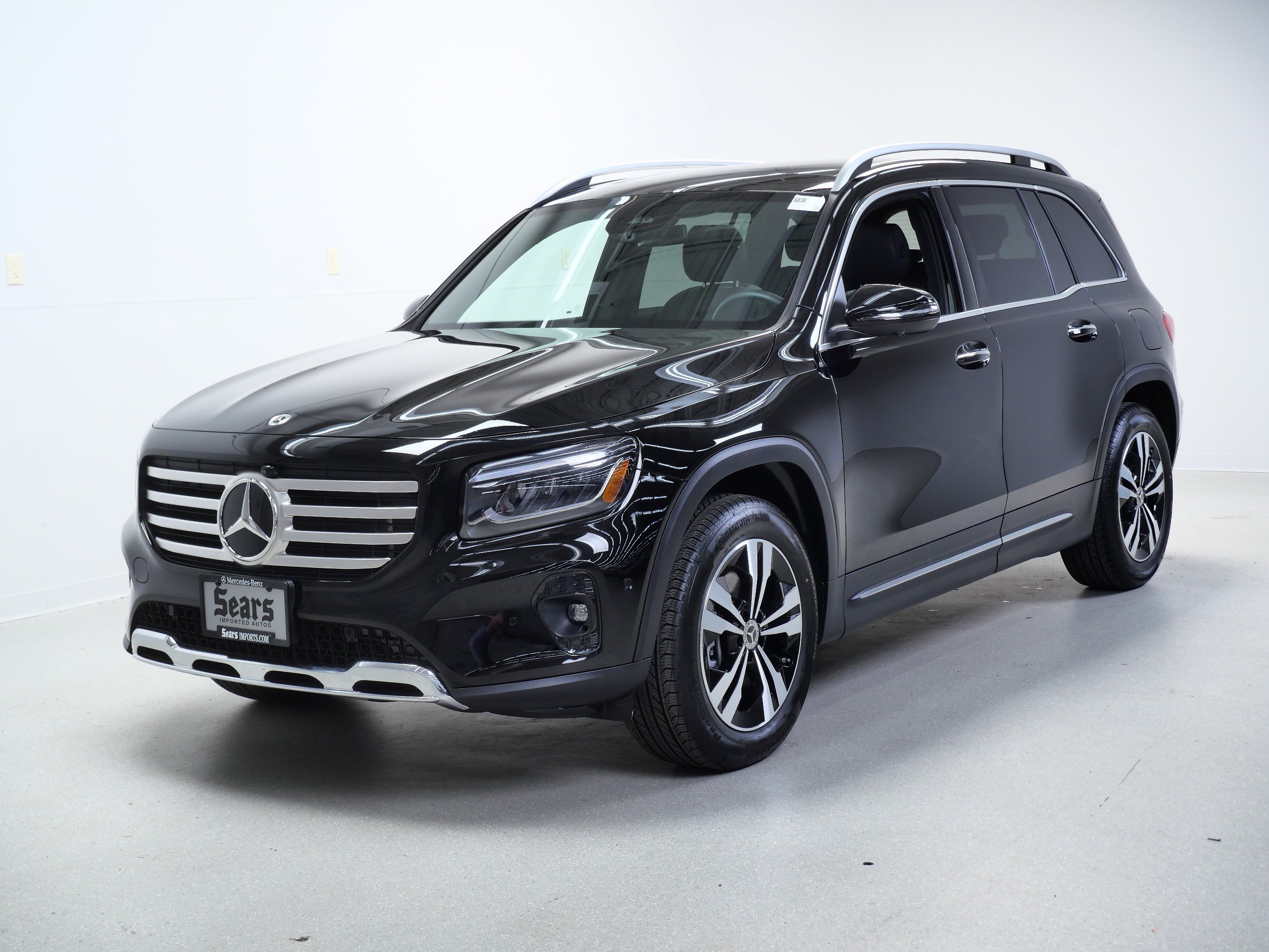 Certified 2026 Mercedes-Benz GLB 250 4MATIC image 9