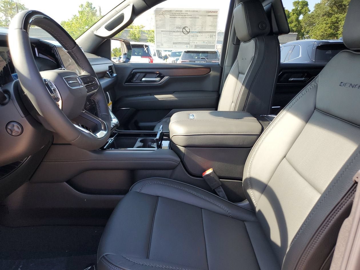 New 2026 GMC Yukon XL Denali w/ Denali Reserve Package AWD/4WD image 19