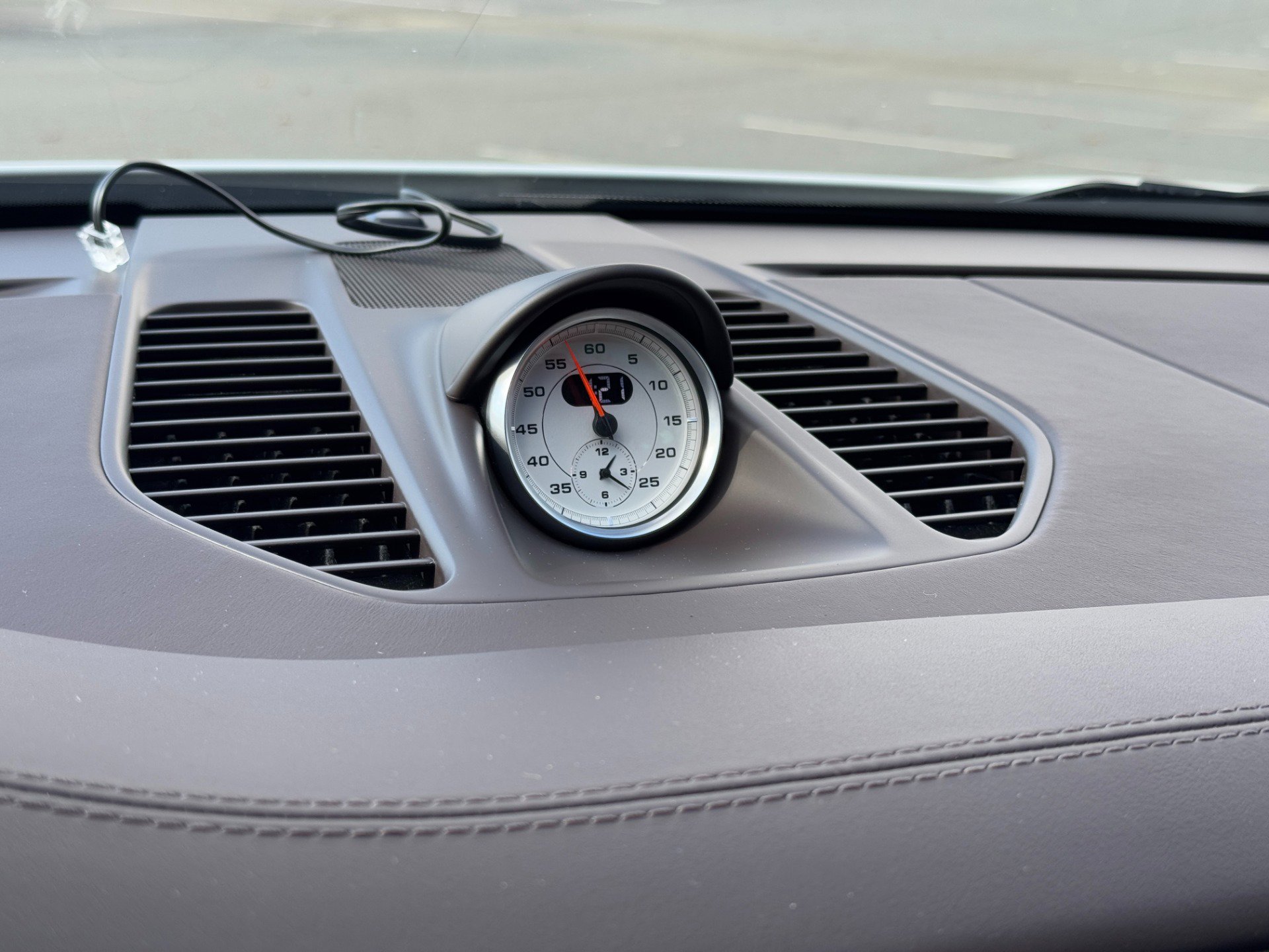 Used 2014 Porsche 911 Turbo S image 36