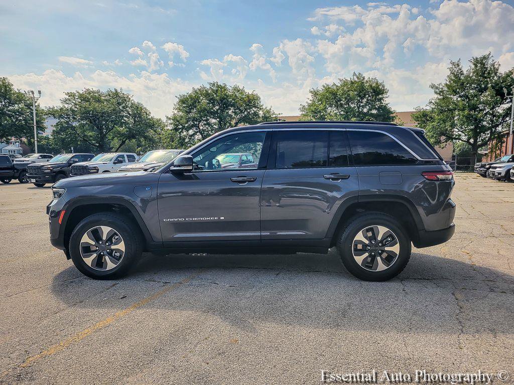 Certified 2024 Jeep Grand Cherokee Limited 4xe AWD/4WD image 10