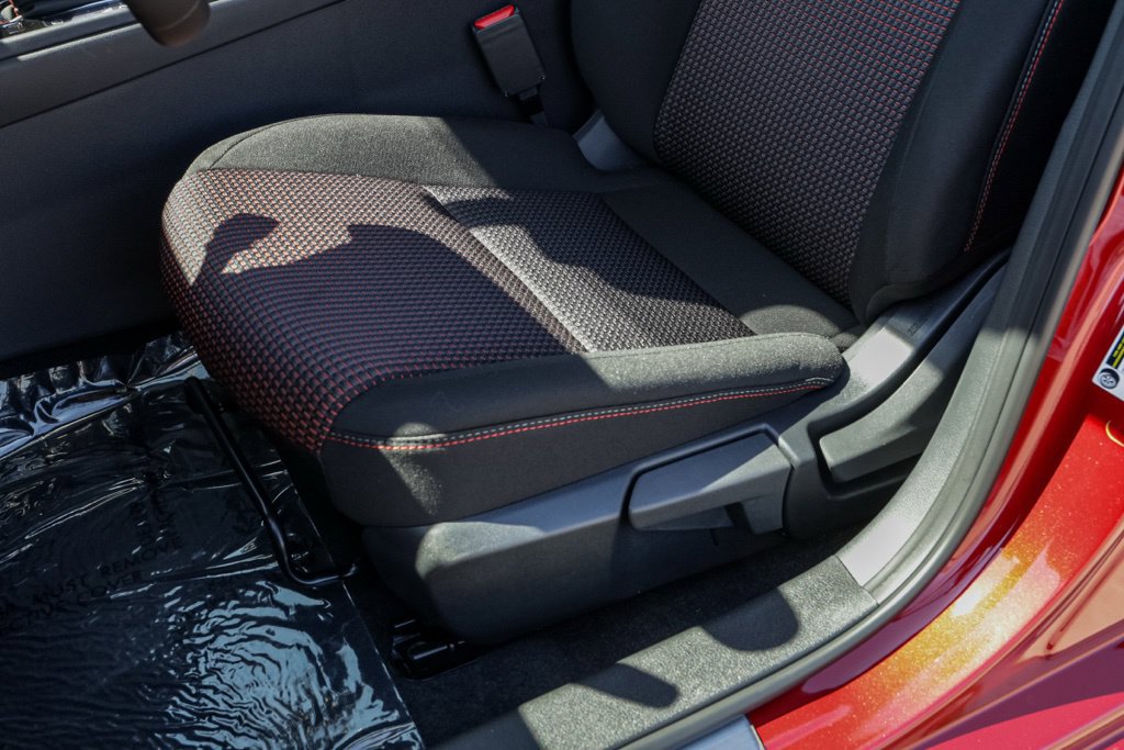 New 2027 Nissan Sentra SR FWD image 19