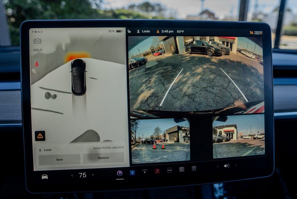 Used 2023 Tesla Model 3 Performance image 10