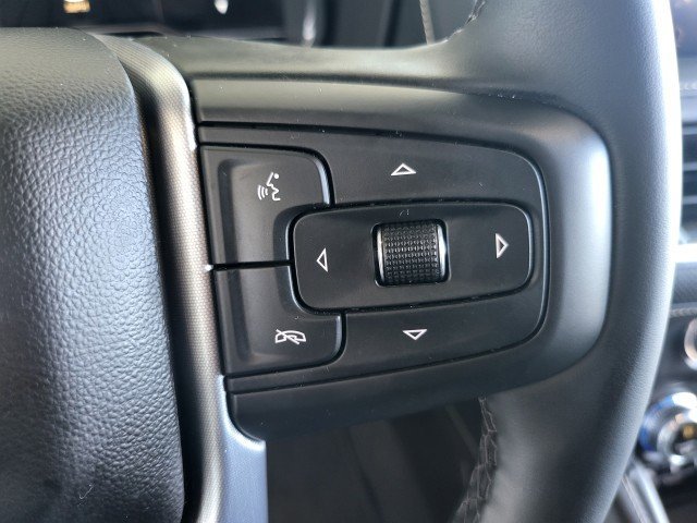 Used 2024 GMC Yukon XL SLT w/ SLT Luxury Package AWD/4WD image 25