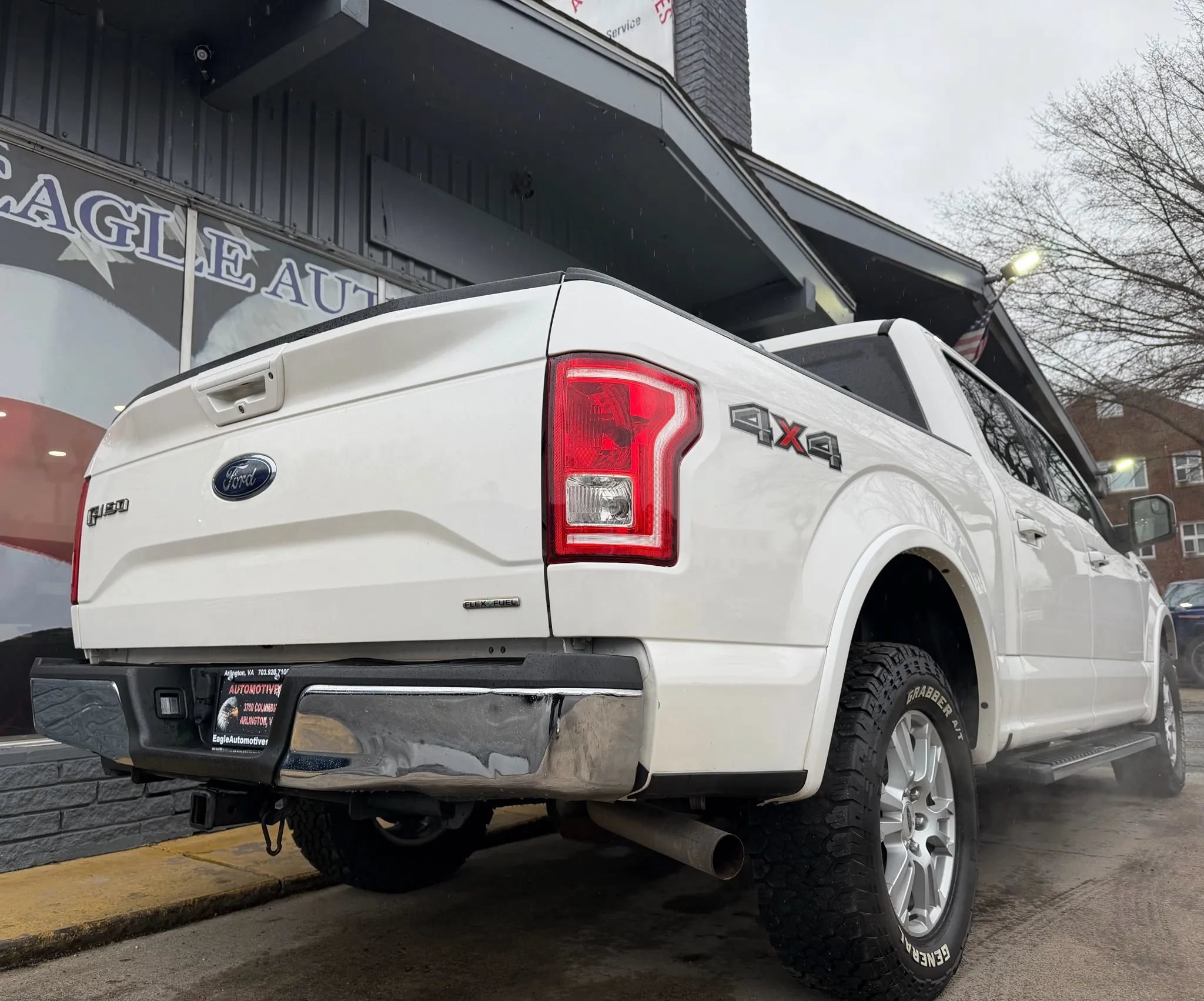 Used 2015 Ford F150 Lariat w/ Trailer Tow Package AWD/4WD image 3