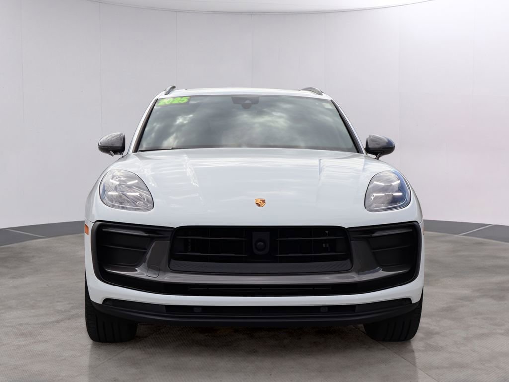 Certified 2025 Porsche Macan Turbo image 12