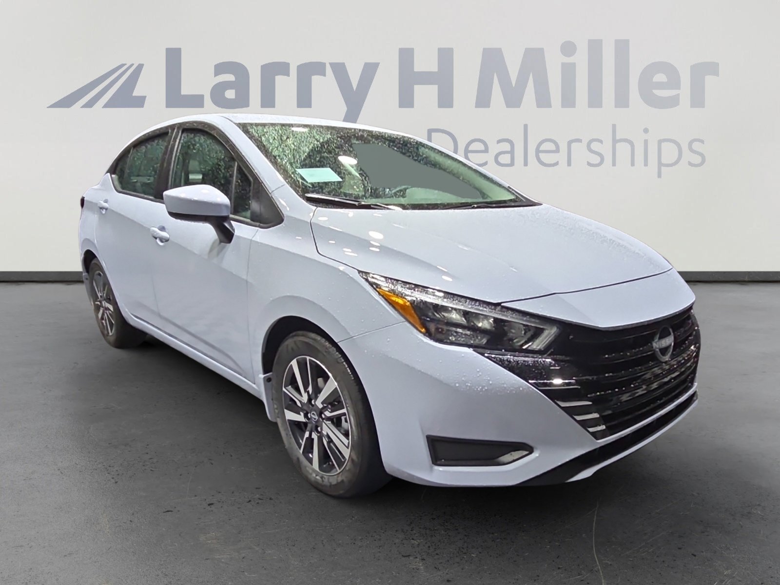 New 2025 Nissan Versa SV w/ Trunk Package image 7