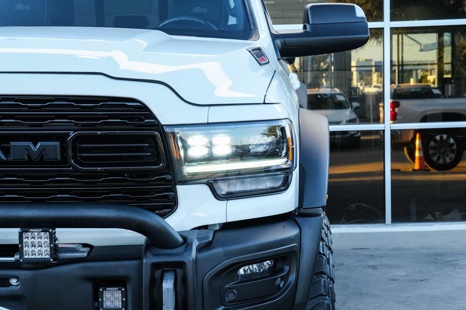 Used 2022 RAM 2500 Limited AWD/4WD image 6