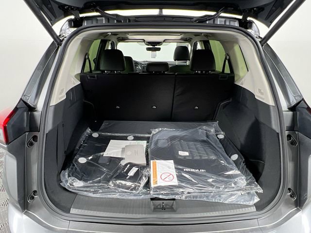New 2026 Nissan Rogue SV w/ SV Premium Package image 24