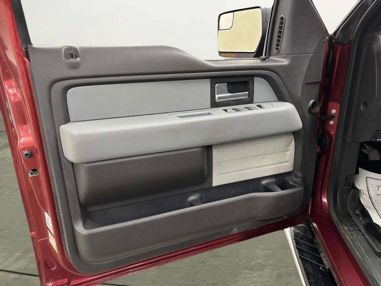Used 2013 Ford F150 XLT w/ Luxury Equipment Group AWD/4WD image 11
