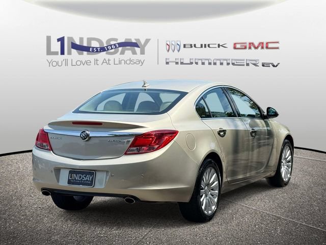 Certified 2013 Buick Regal Premium FWD image 3