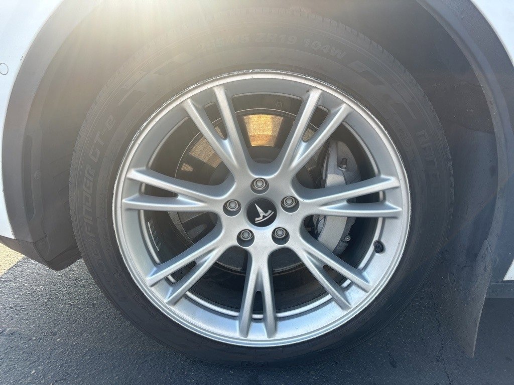 Used 2021 Tesla Model Y Long Range image 6