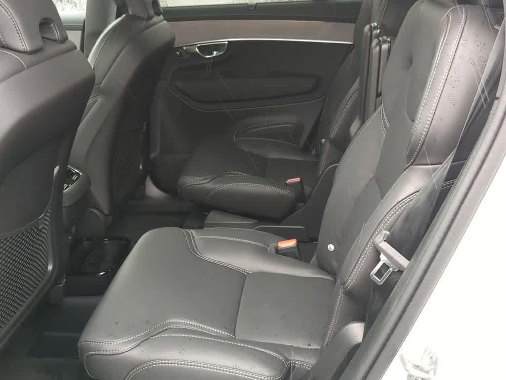 New 2026 Volvo XC90 B6 Ultra w/ Protection Package Premier AWD/4WD image 18