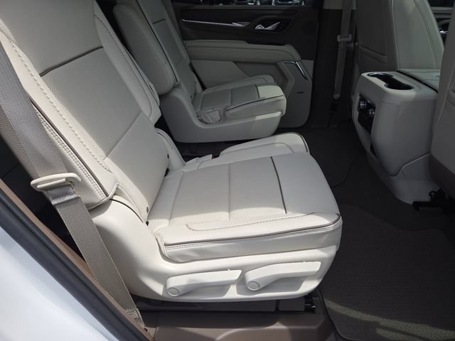 Used 2023 GMC Yukon Denali AWD/4WD image 24