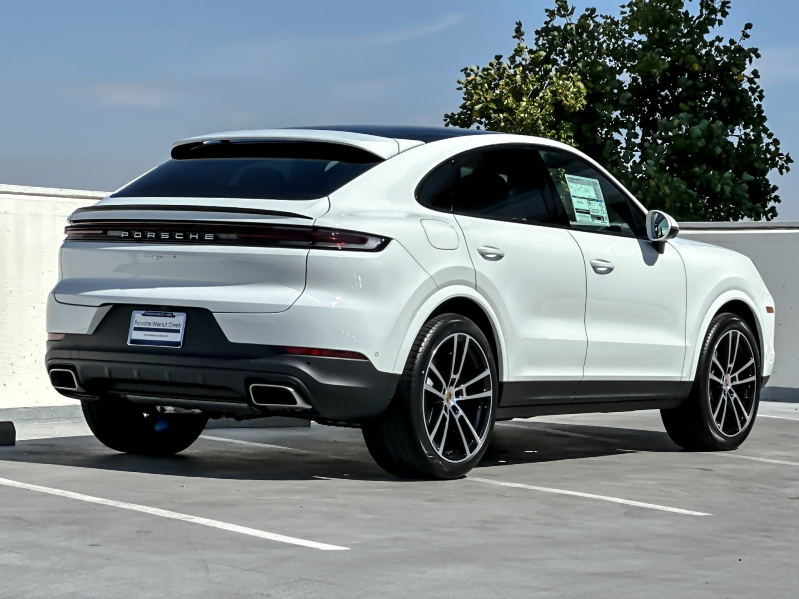 New 2026 Porsche Cayenne Coupe AWD/4WD image 8
