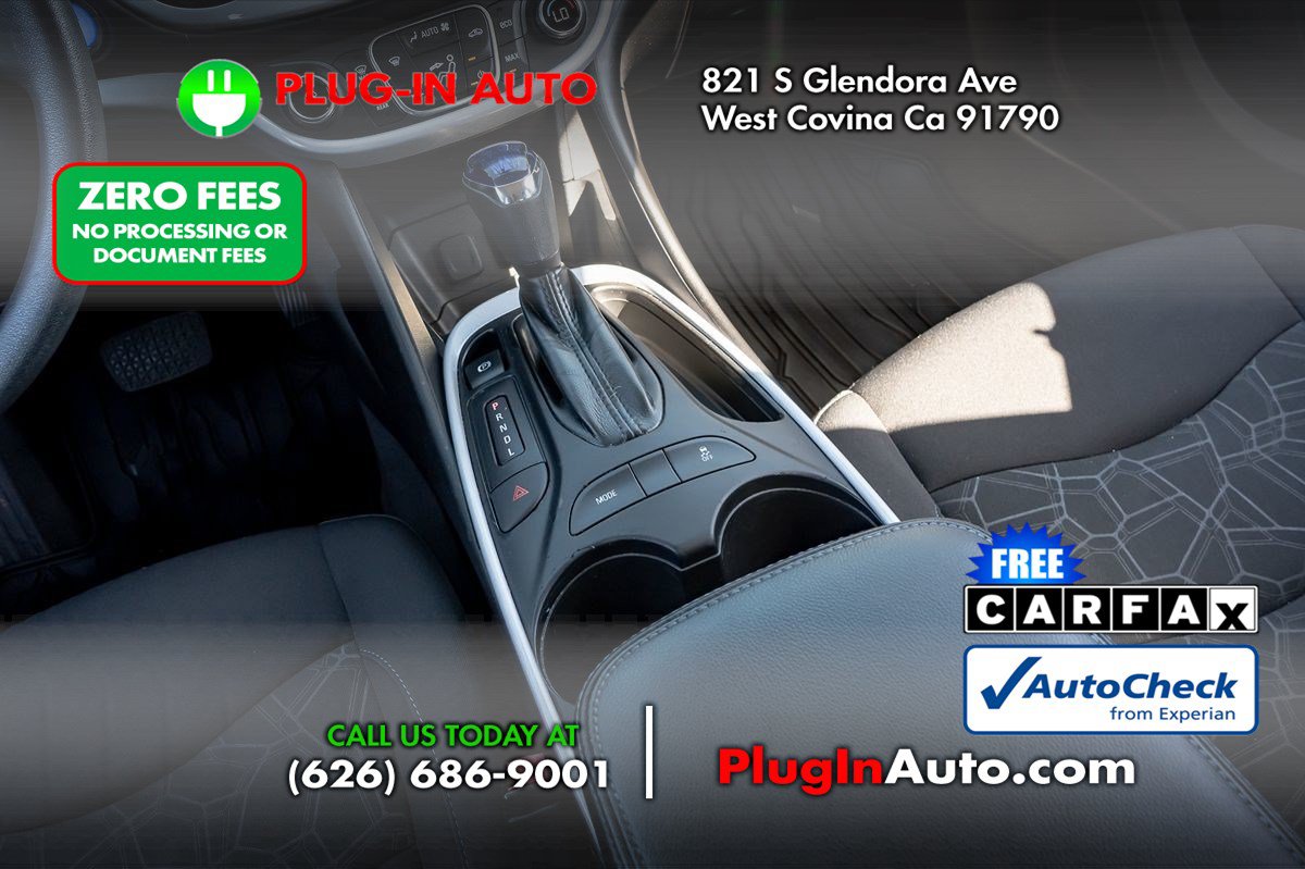 Used 2018 Chevrolet Volt LT FWD image 15