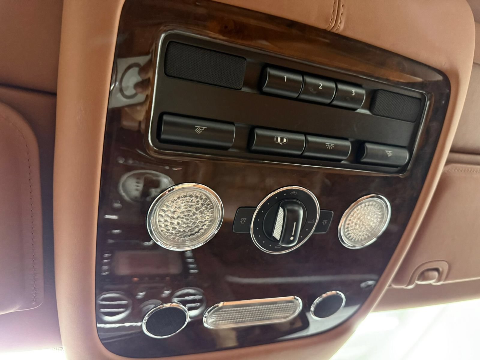 Used 2006 Bentley Flying Spur Flying Spur AWD/4WD image 32