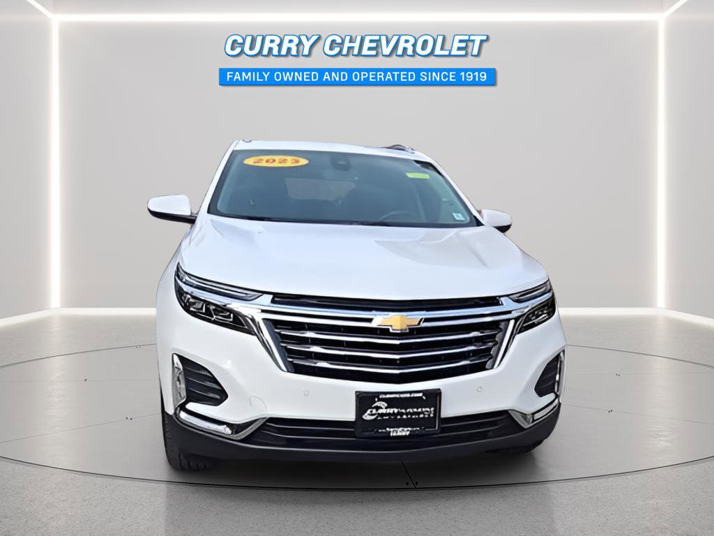 Used 2023 Chevrolet Equinox Premier image 3