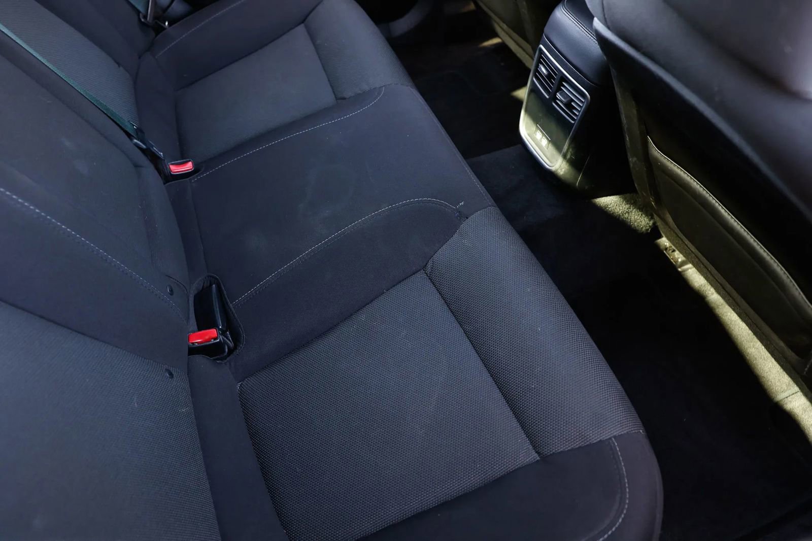 Used 2017 Dodge Charger R/T Scat Pack RWD image 17
