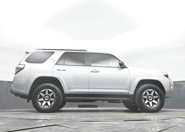 Used 2021 Toyota 4Runner TRD Off-Road AWD/4WD image 47