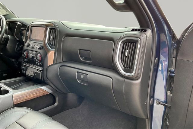 Used 2020 Chevrolet Silverado 3500 High Country w/ Technology Package image 18