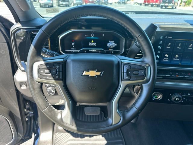 Used 2023 Chevrolet Silverado 1500 LT AWD/4WD image 14