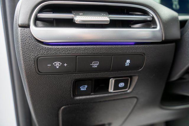 Used 2024 Hyundai Palisade Calligraphy image 28