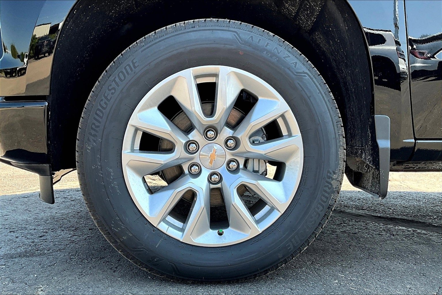 New 2025 Chevrolet Silverado 1500 Custom image 12