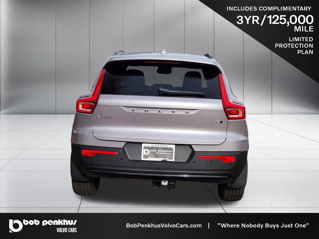 Used 2026 Volvo XC40 B5 Ultra w/ Protection Package Premier image 33