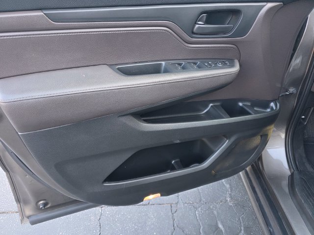 Used 2019 Honda Odyssey EX image 10
