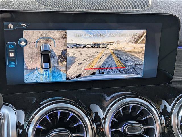 New 2026 Mercedes-Benz GLB 250 4MATIC image 11
