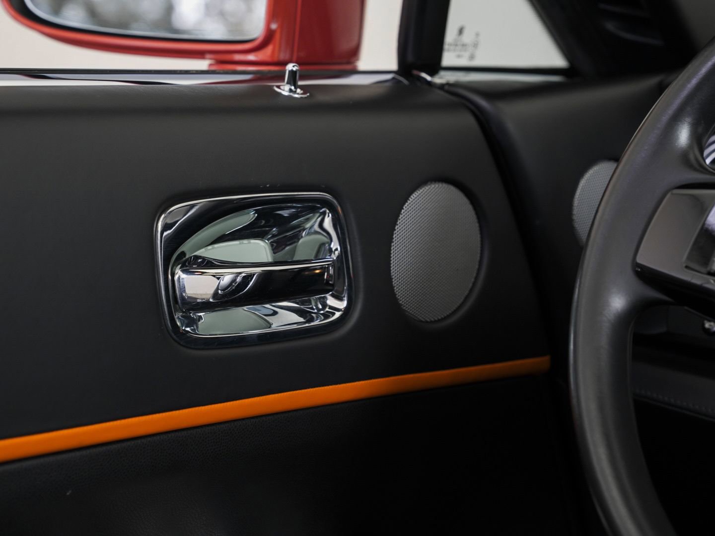 Used 2020 Rolls-Royce Dawn image 73