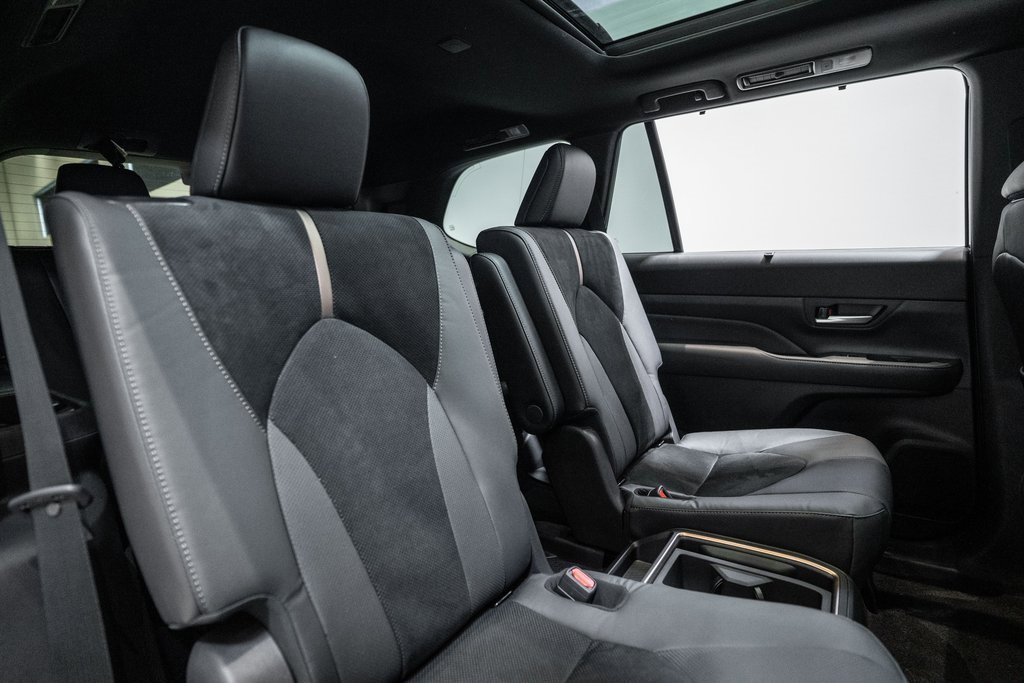 New 2026 Toyota Grand Highlander Platinum image 38