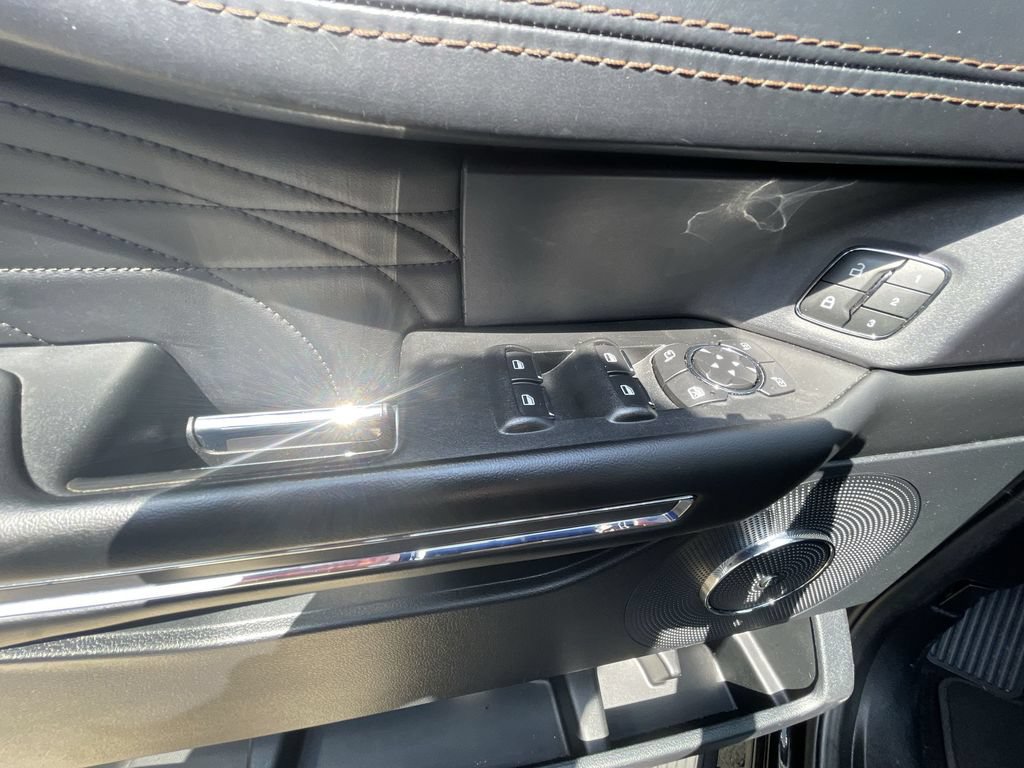 Used 2021 Ford Expedition Platinum RWD image 24