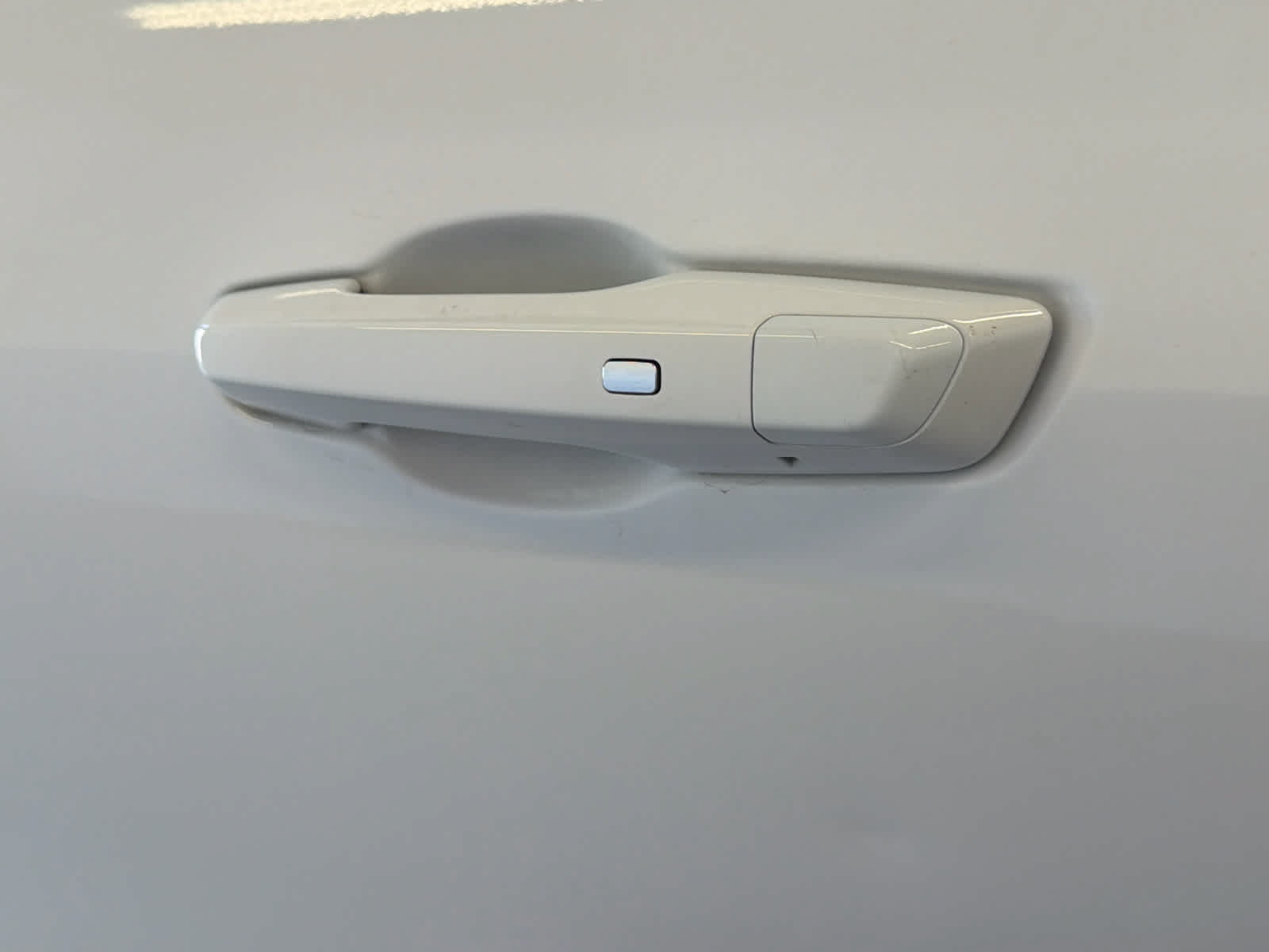 Used 2025 GMC Acadia Elevation FWD image 12