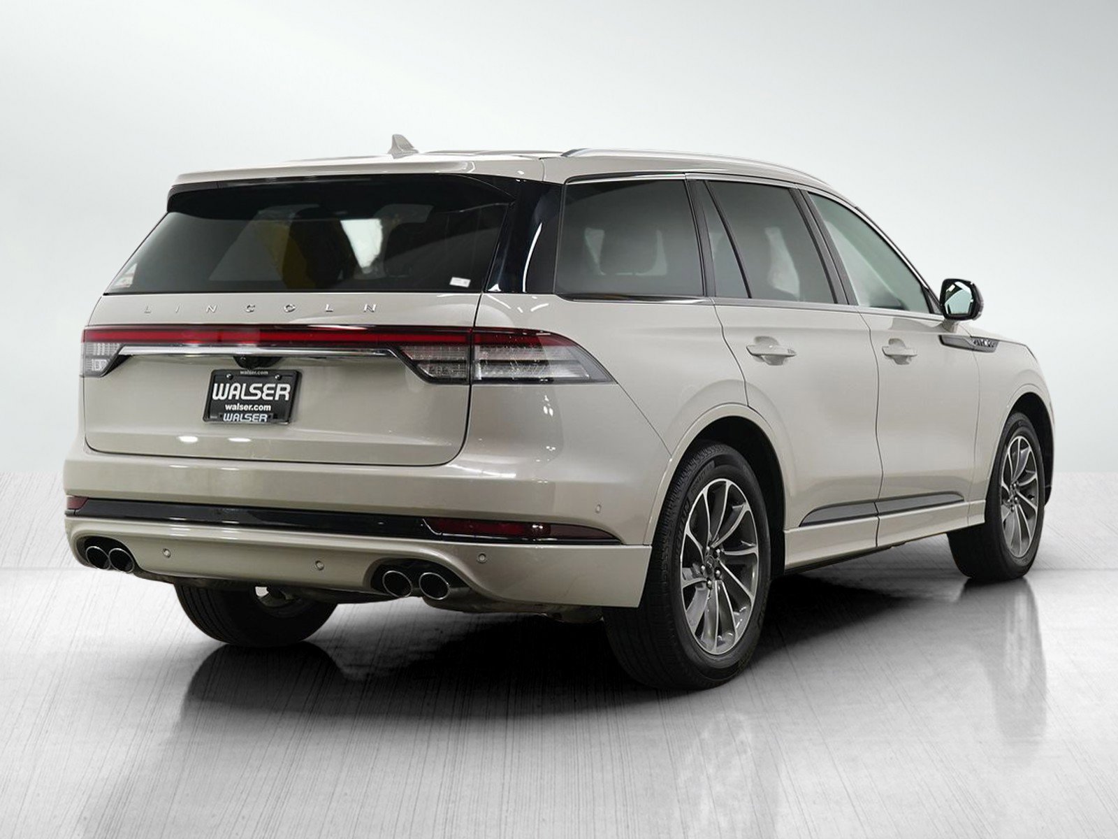 Used 2020 Lincoln Aviator Grand Touring w/ Equipment Group 301A AWD/4WD image 5
