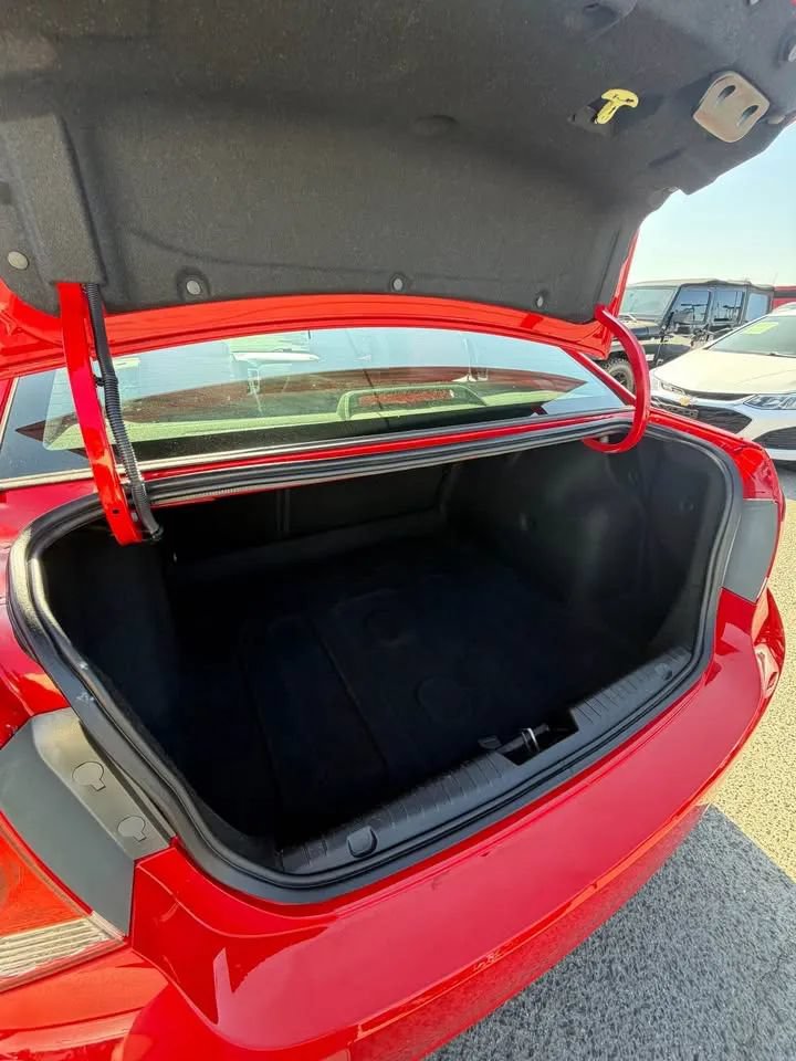 Used 2014 Chevrolet Cruze LT FWD image 9
