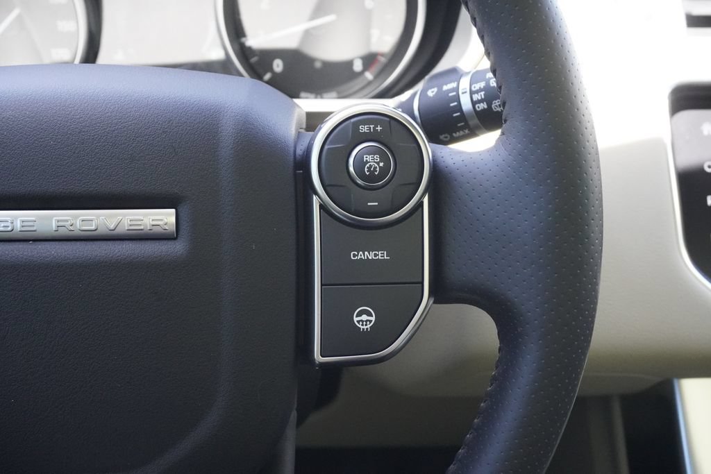 Used 2016 Land Rover Range Rover Sport HSE AWD/4WD image 13
