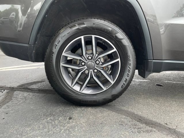 Used 2019 Jeep Grand Cherokee Limited AWD/4WD image 35