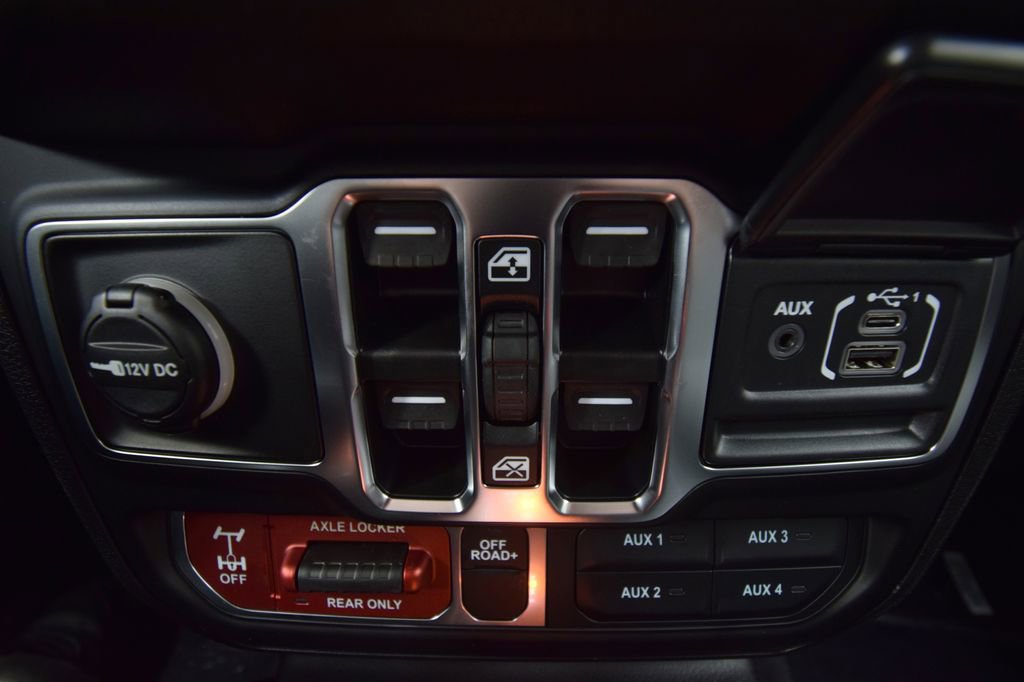 New 2026 Jeep Gladiator Willys image 25