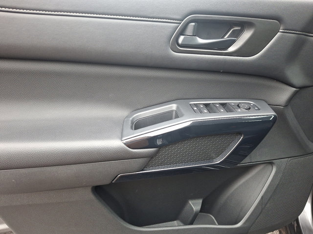 Certified 2025 Nissan Pathfinder S w/ Cargo Package image 12