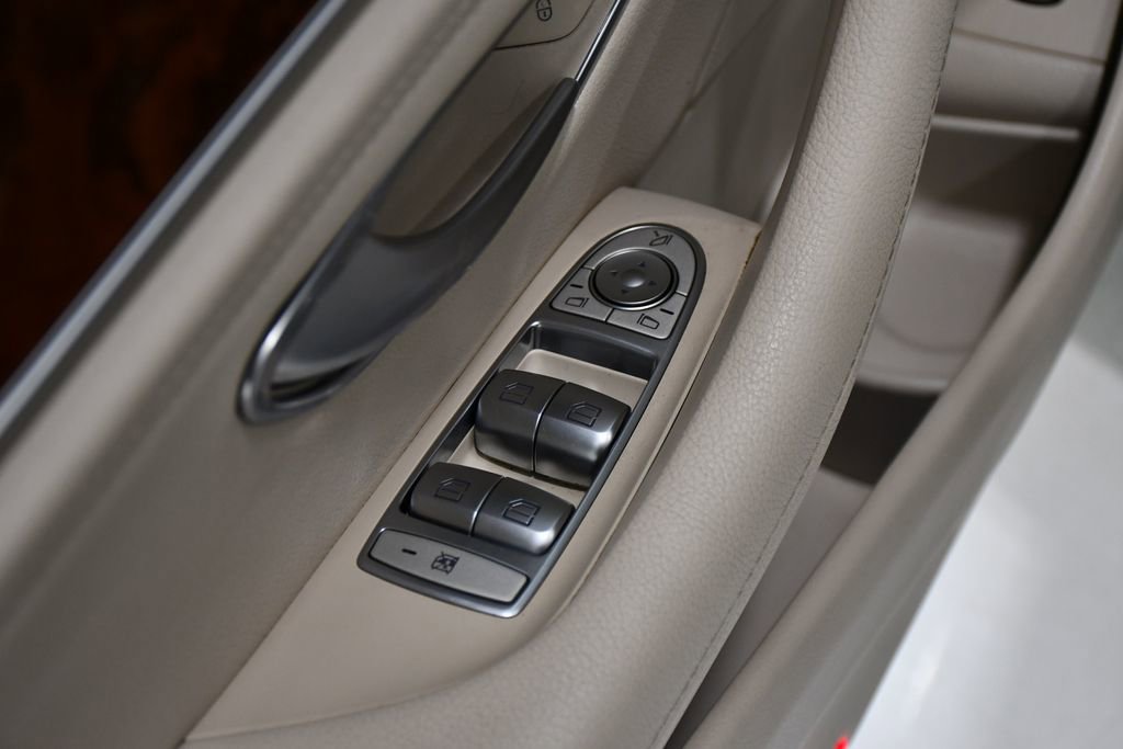 Used 2019 Mercedes-Benz E 450 4MATIC Wagon image 18