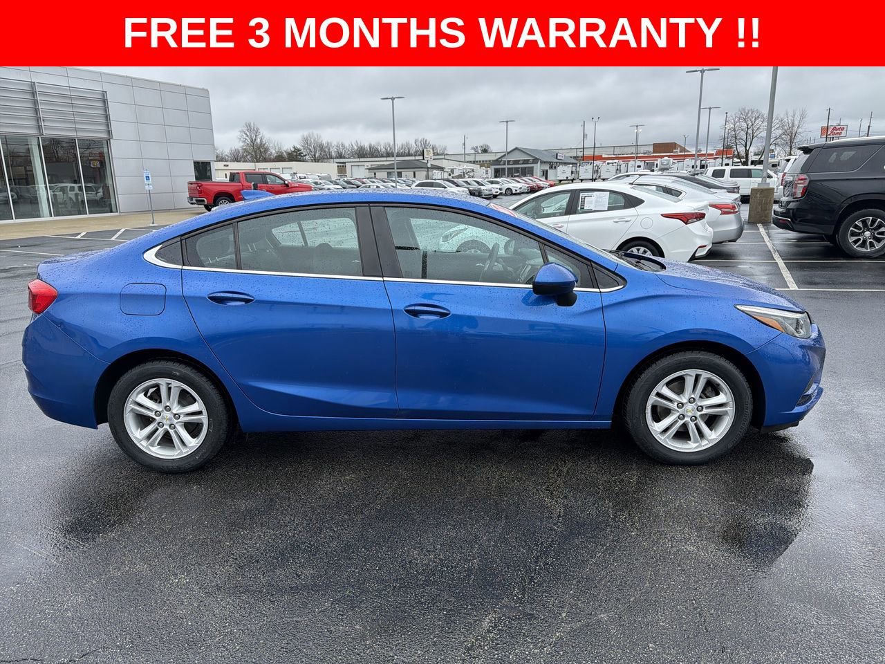 Used 2017 Chevrolet Cruze LT image 30