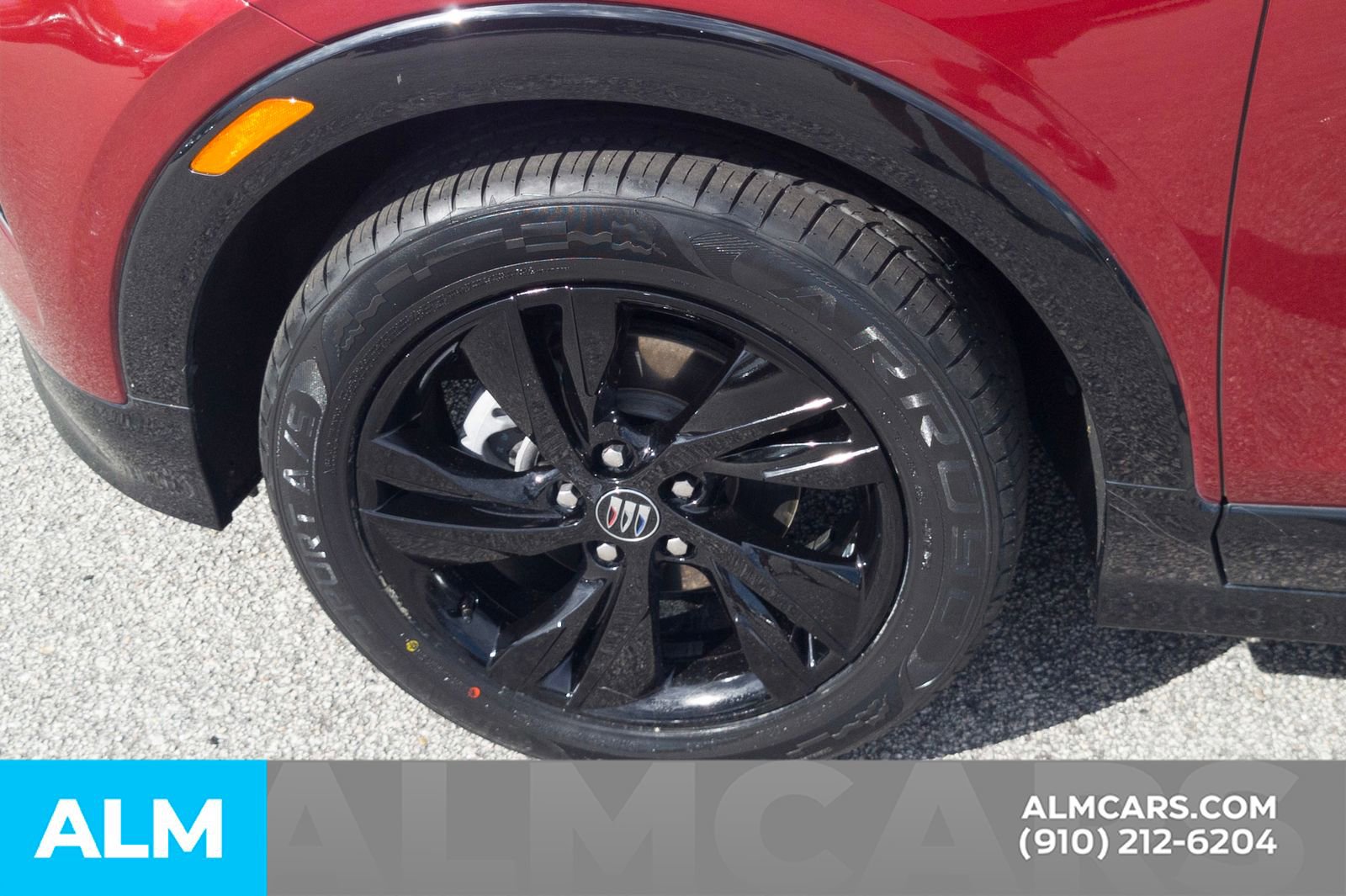 Used 2024 Buick Encore GX Sport Touring image 13